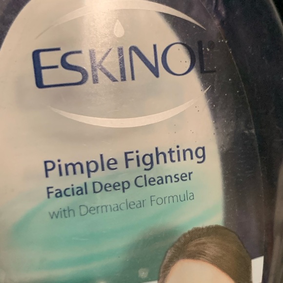 Pimple fighting facial deep cleanser ❤️ - Picture 5 of 6
